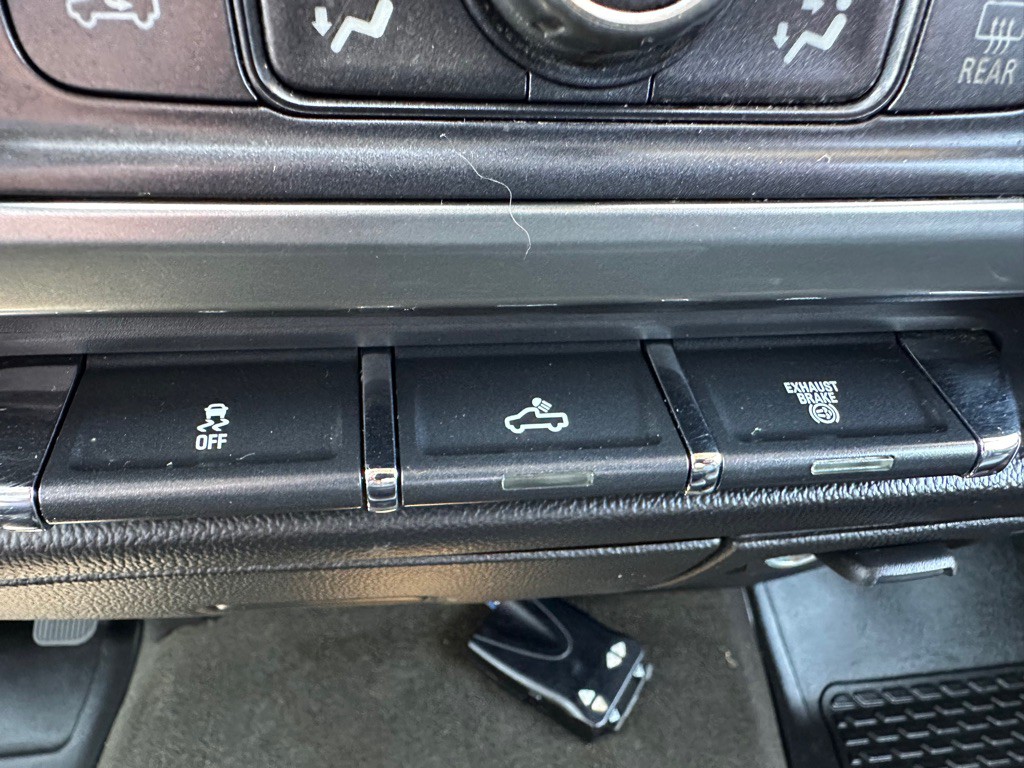 2015 Chevrolet Silverado 1500 Image 16