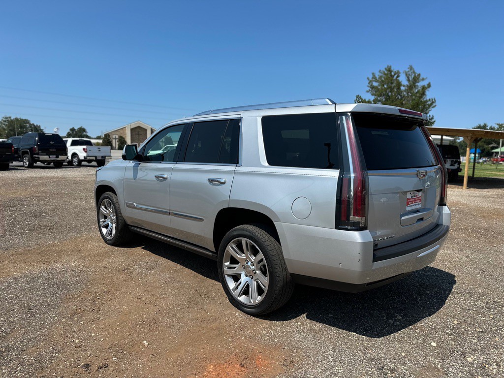 2017 Cadillac Escalade Image 6