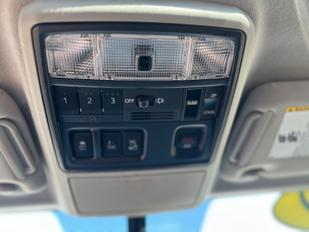 2019 Toyota 4Runner Image 18