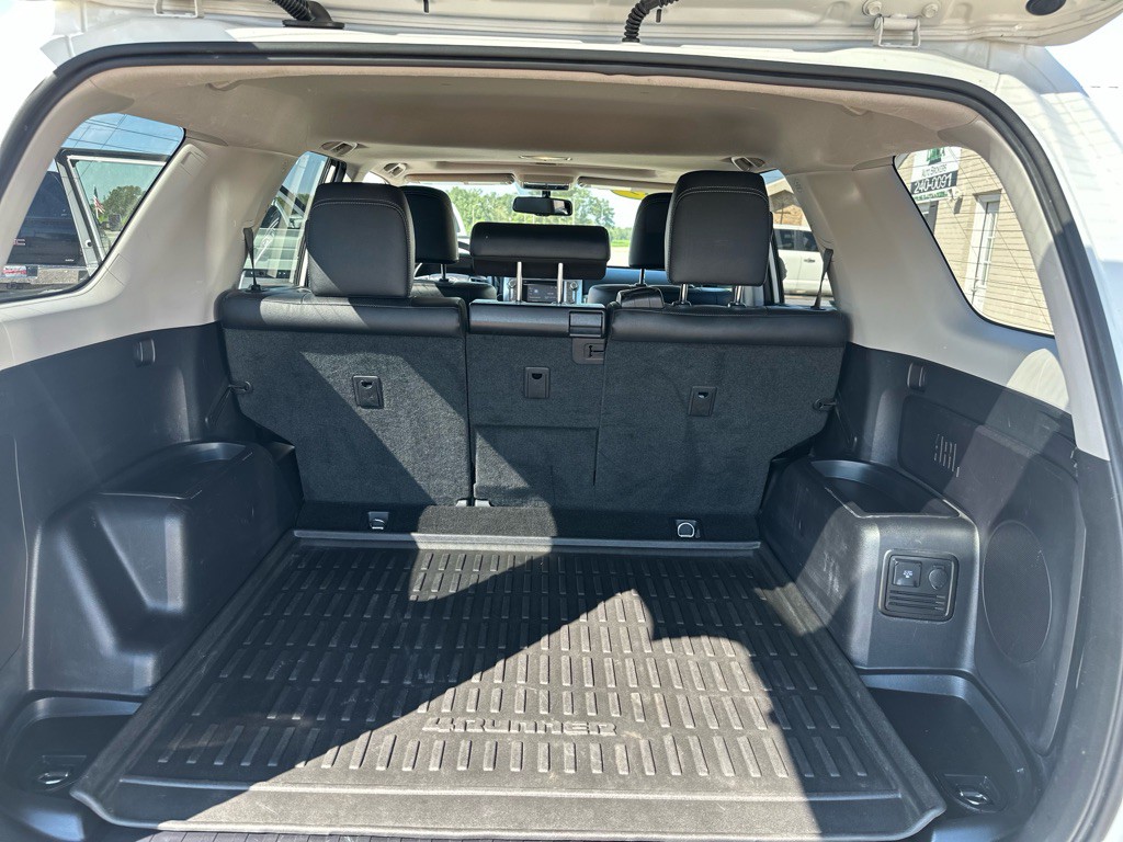 2019 Toyota 4Runner Image 19