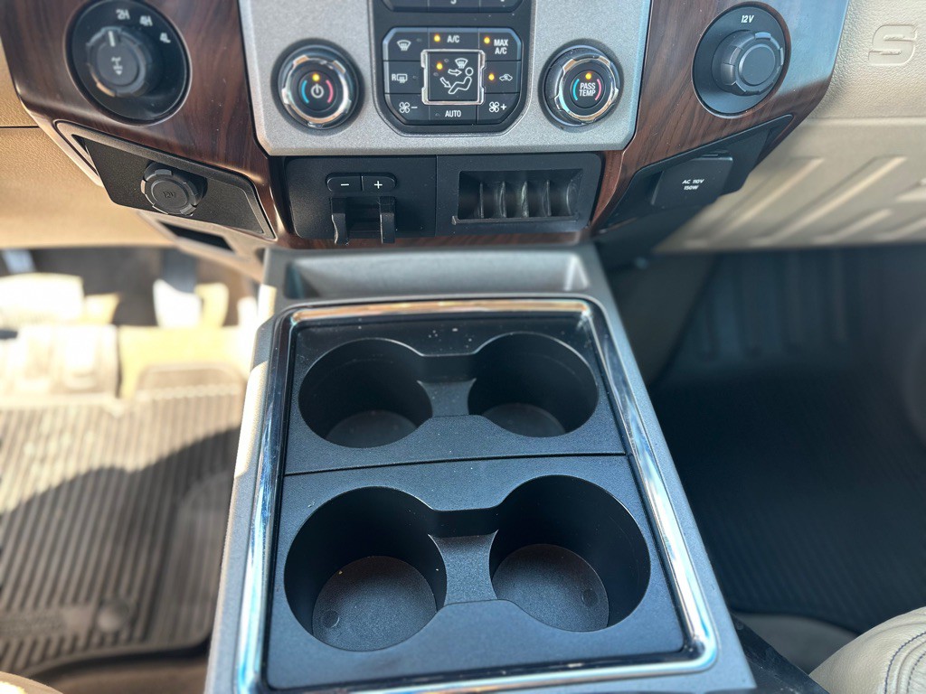 2013 Ford F-250 Image 15