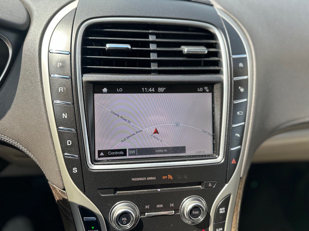 2019 Lincoln Nautilus Image 17