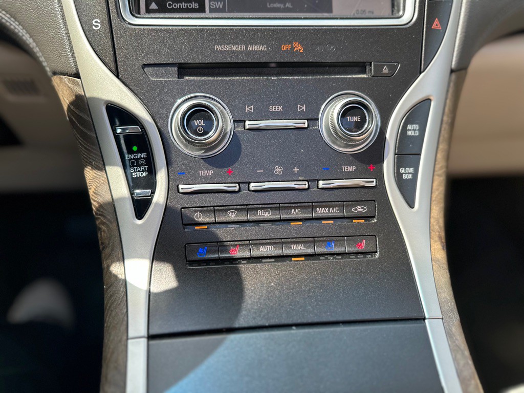 2019 Lincoln Nautilus Image 18