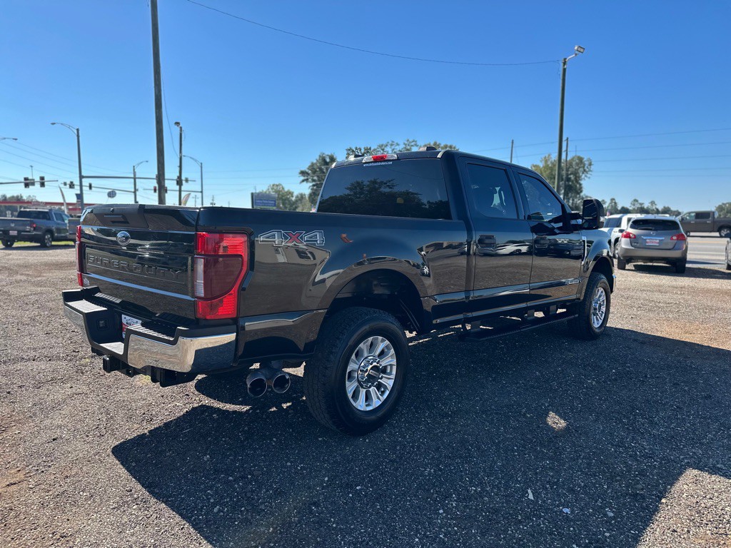 2021 Ford F-250 Image 3