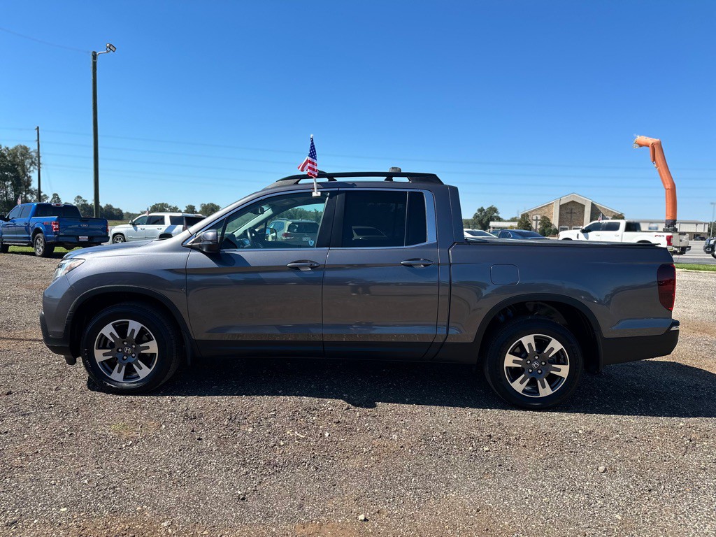 2018 Honda Ridgeline Image 5
