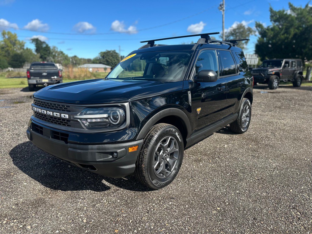 2021 Ford Bronco Image 2