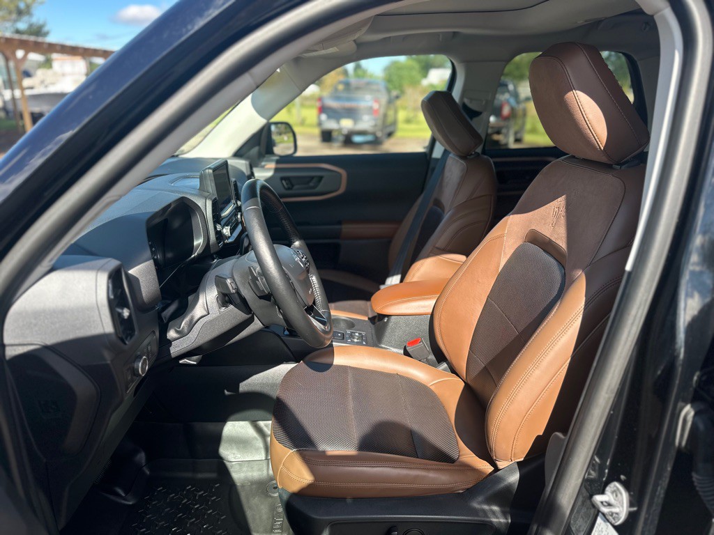 2021 Ford Bronco Image 9