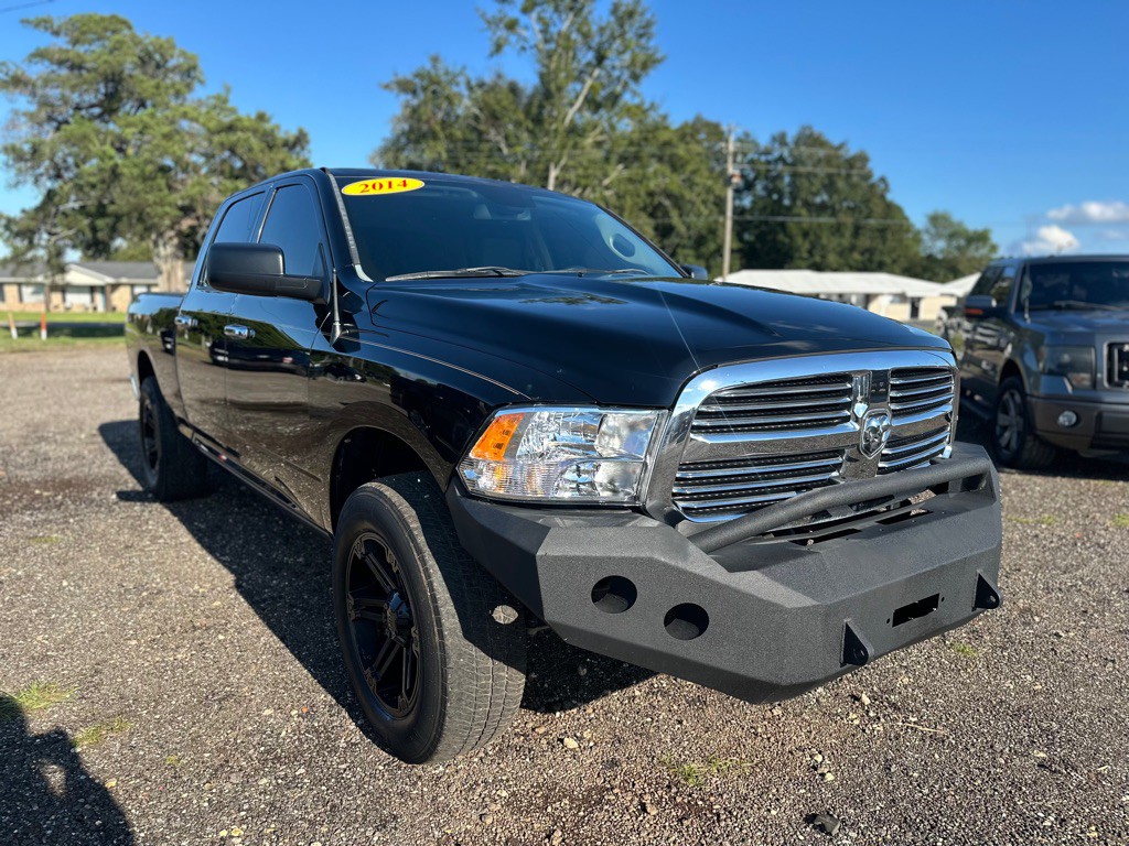 2014 RAM 1500 Image 1