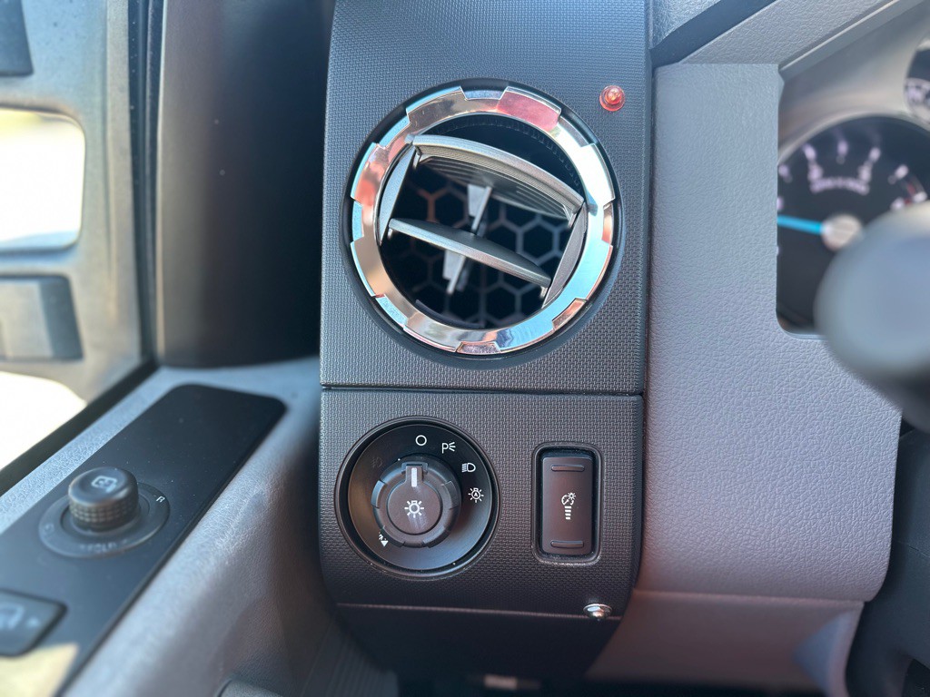 2016 Ford F-250 Image 14