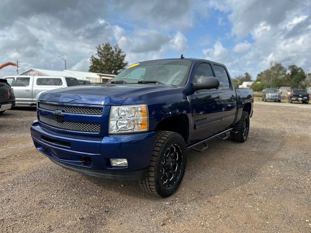 2013 Chevrolet Silverado 1500 Image 2