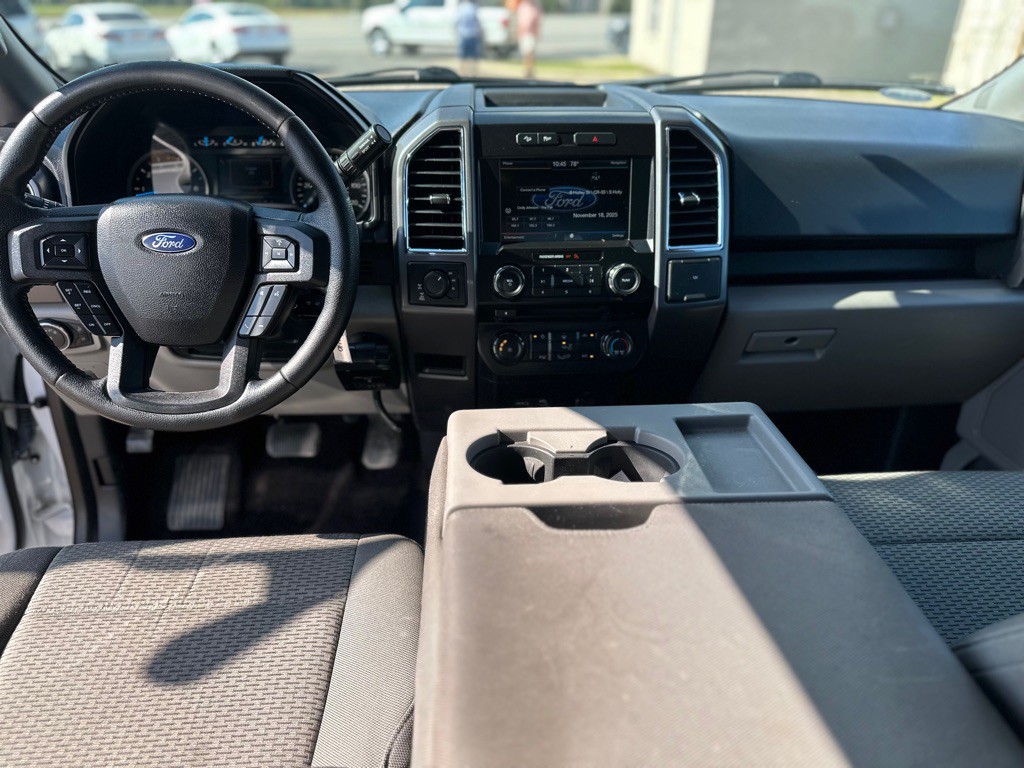 2015 Ford F-150 Image 11