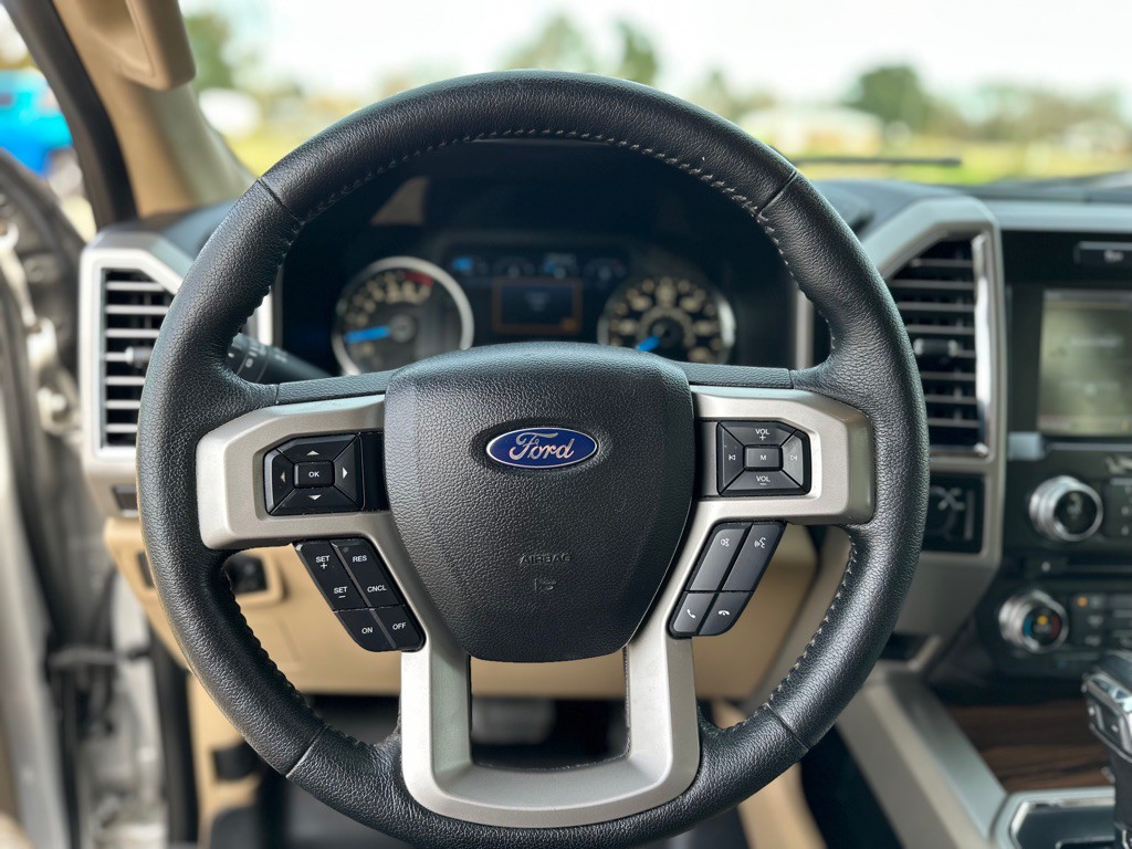 2015 Ford F-150 Image 12