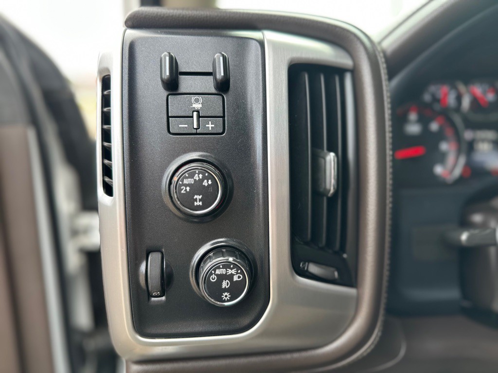 2016 GMC Sierra Image 15