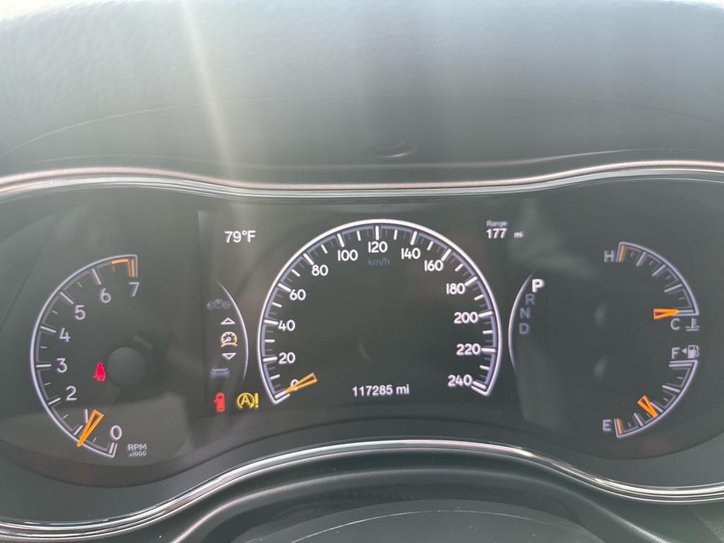 2019 Jeep Grand Cherokee Image 11