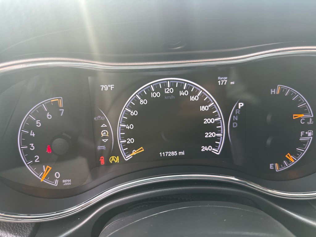 2019 Jeep Grand Cherokee Image 12