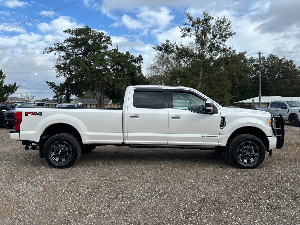 2017 Ford F-250 Image 5