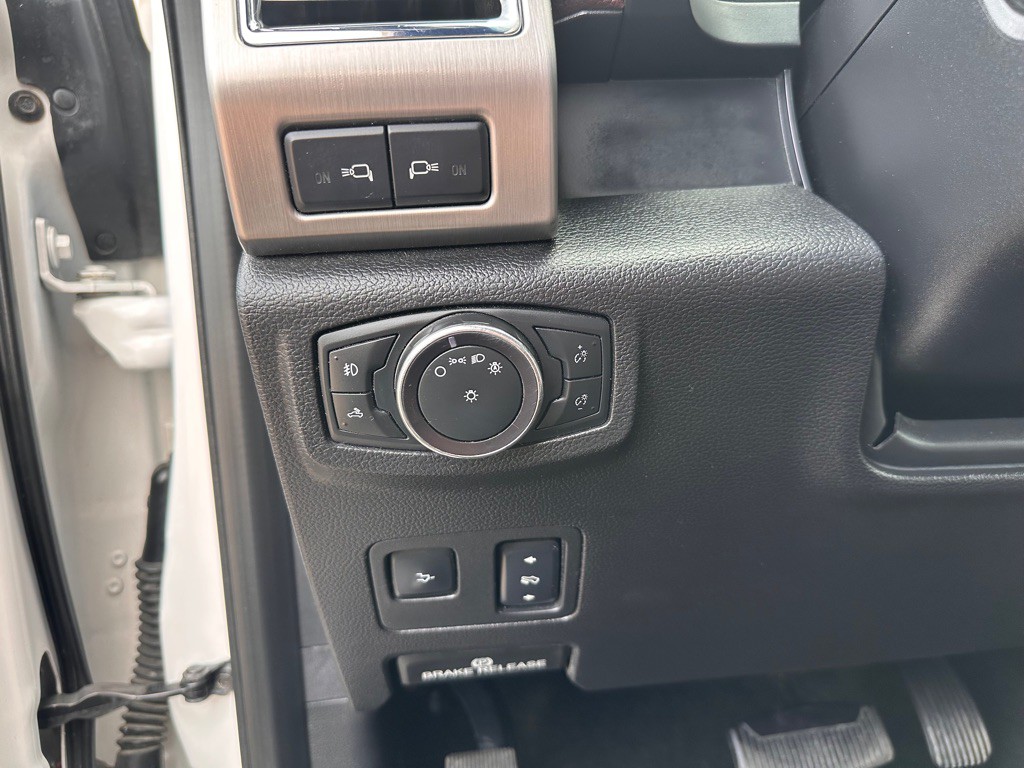 2017 Ford F-250 Image 11