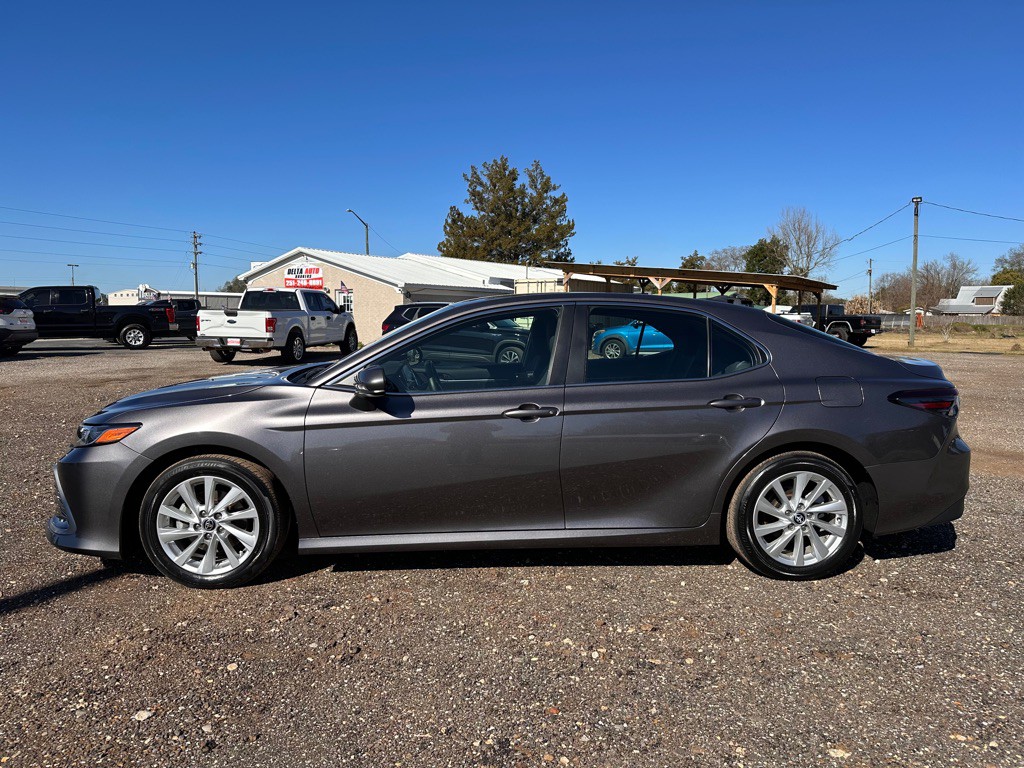 2023 Toyota Camry Image 5