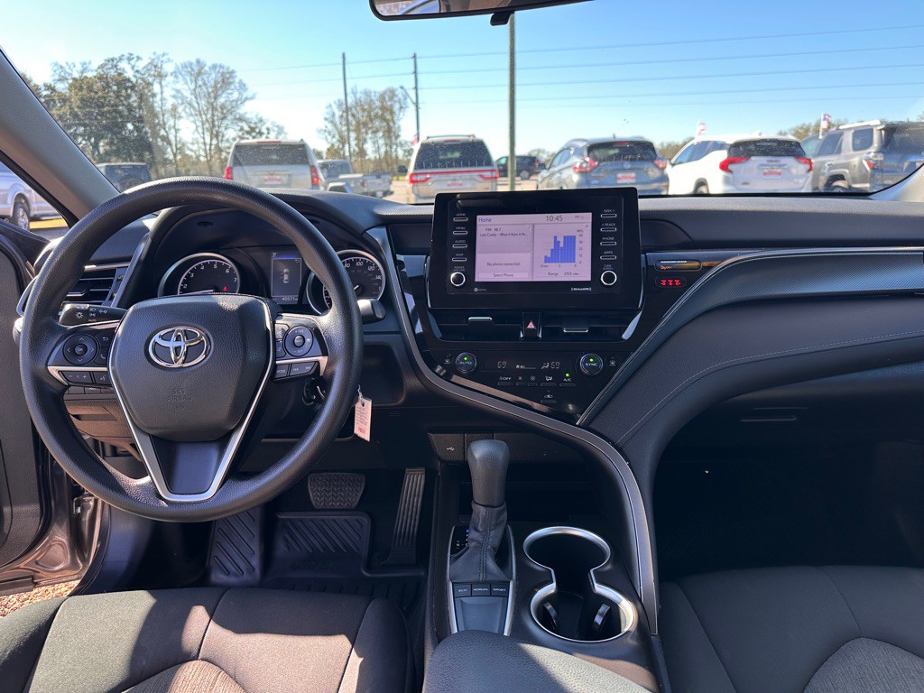 2023 Toyota Camry Image 11