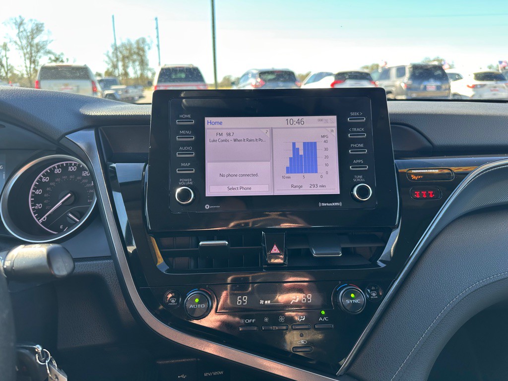 2023 Toyota Camry Image 14