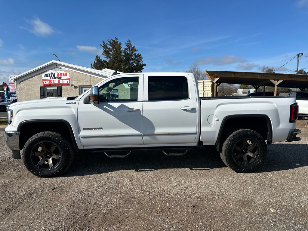 2017 GMC Sierra Image 5