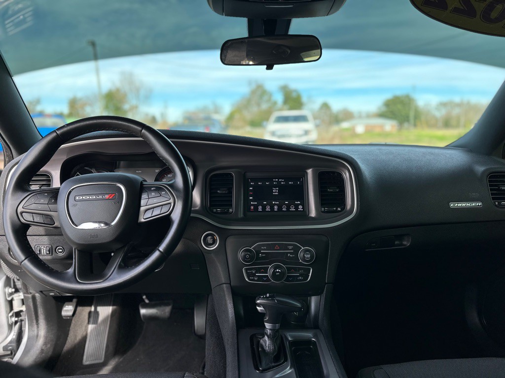 2022 Dodge Charger Image 11