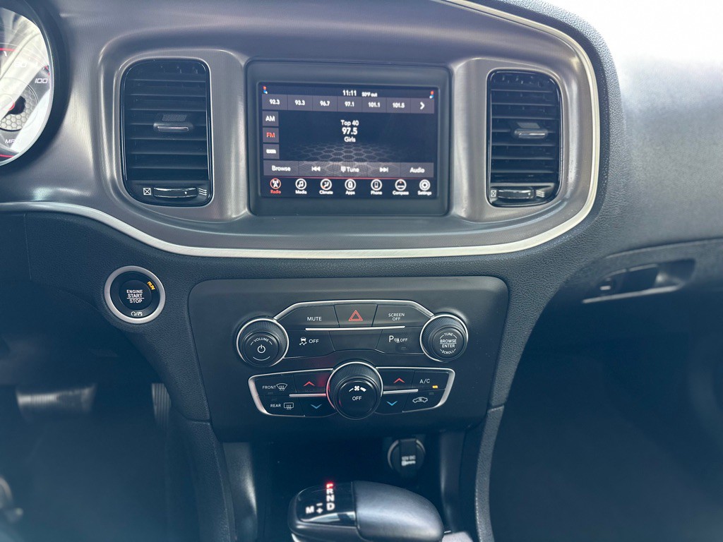 2022 Dodge Charger Image 12