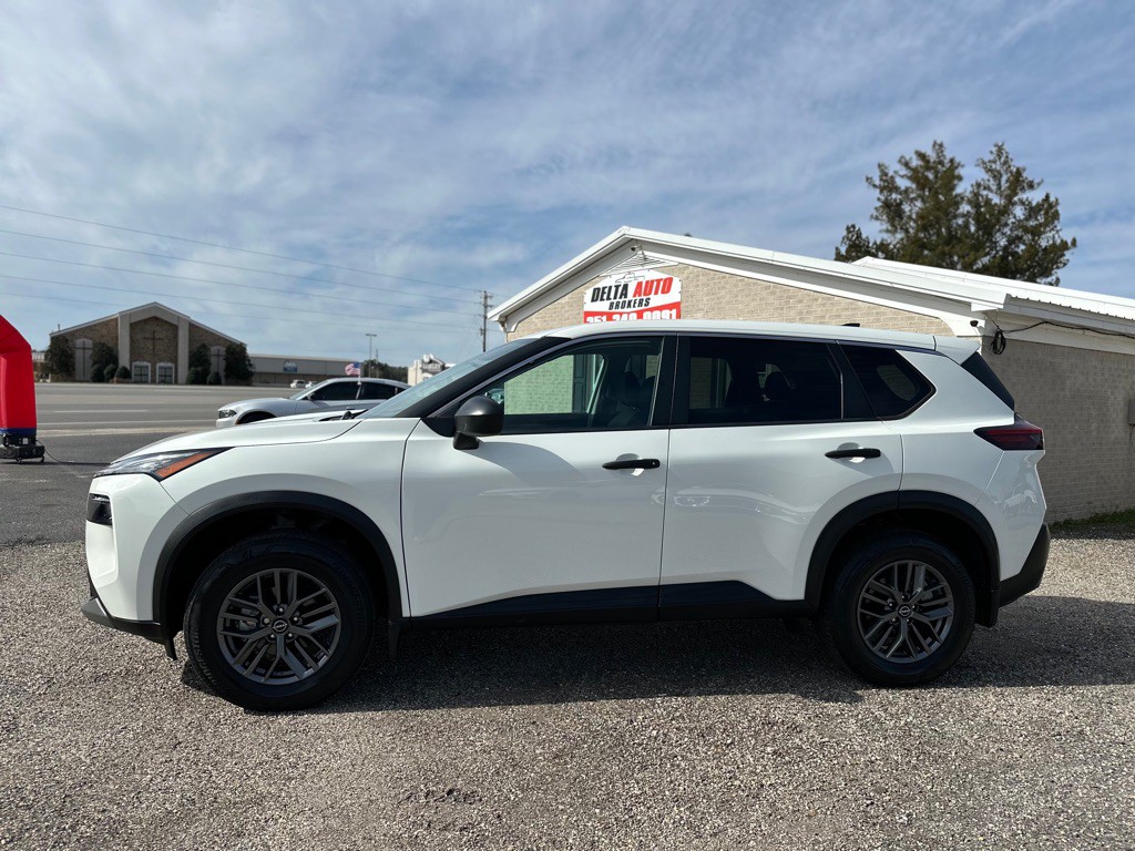 2022 Nissan Rogue Image 6