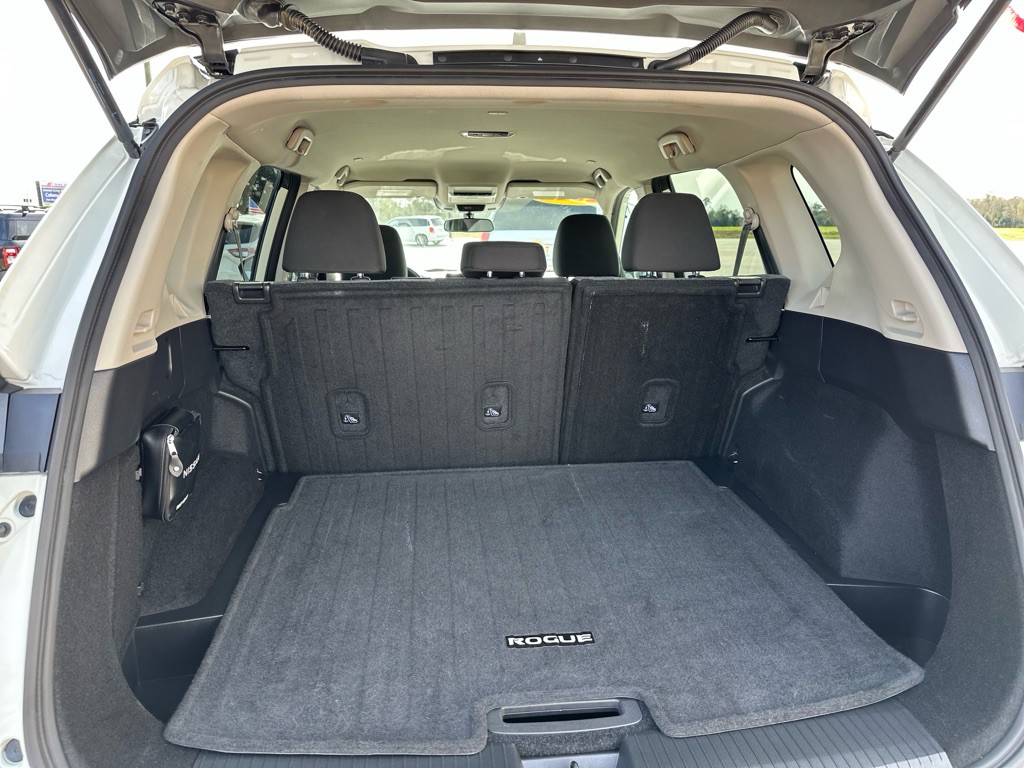 2022 Nissan Rogue Image 11