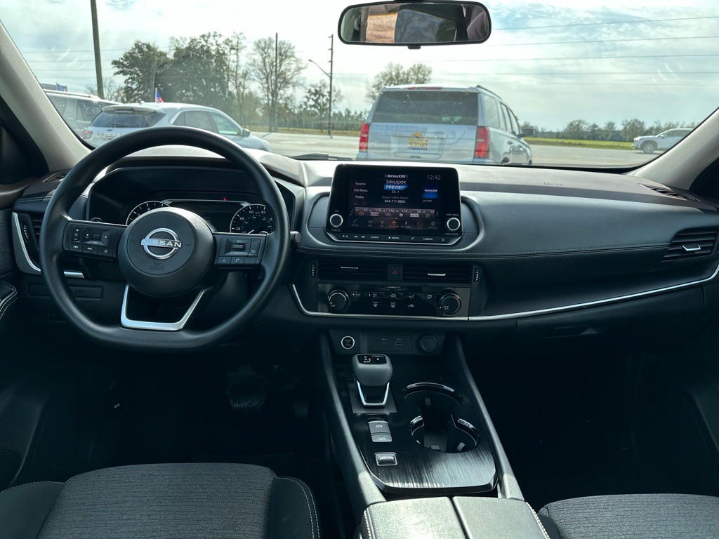 2022 Nissan Rogue Image 12