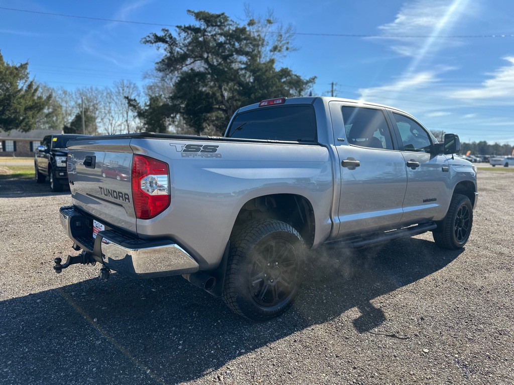 2018 Toyota Tundra Image 4