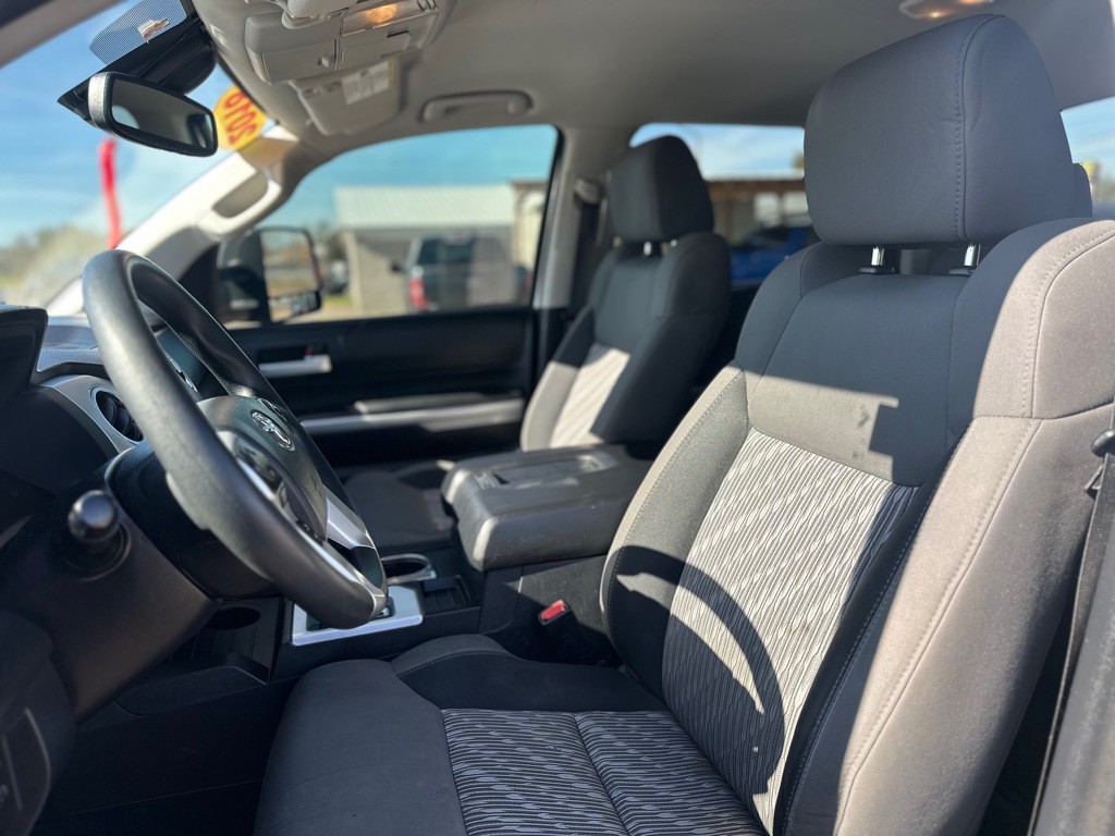 2018 Toyota Tundra Image 9