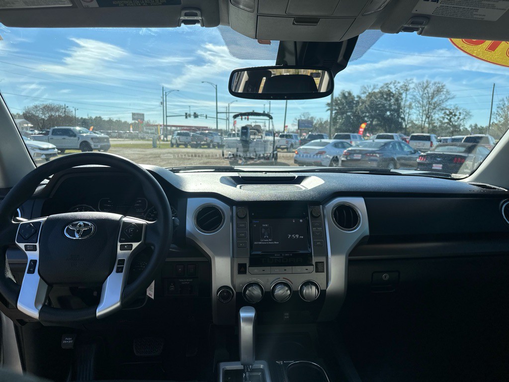 2018 Toyota Tundra Image 11