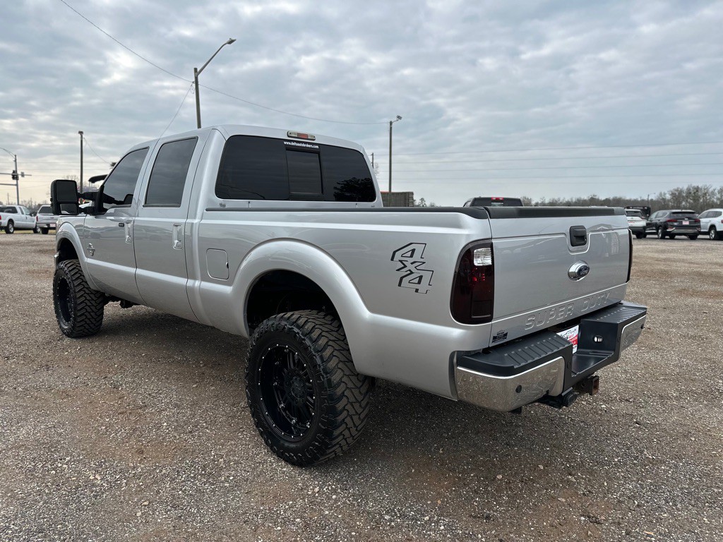 2015 Ford F-250 Image 4