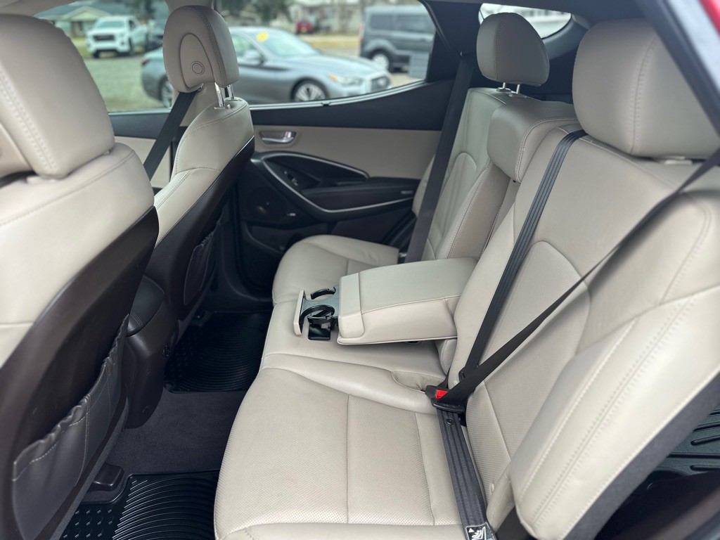 2018 Hyundai Santa Fe Image 10