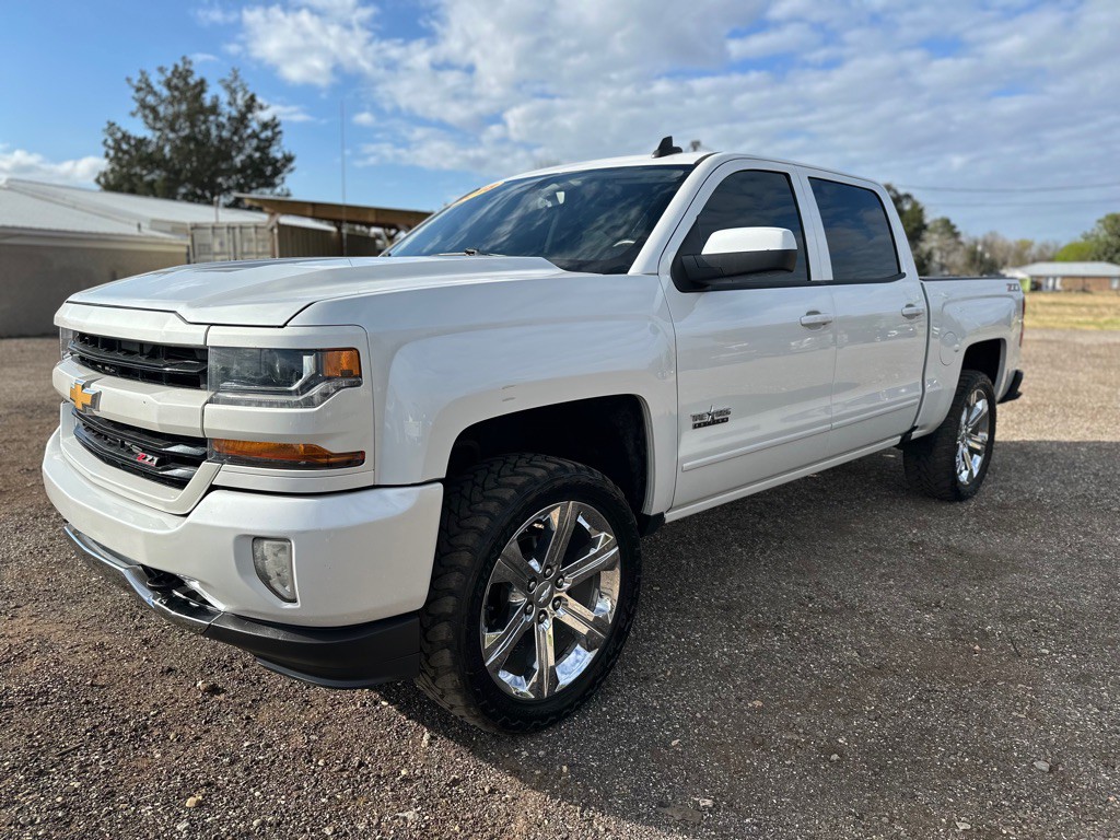 2018 Chevrolet Silverado 1500 Image 2