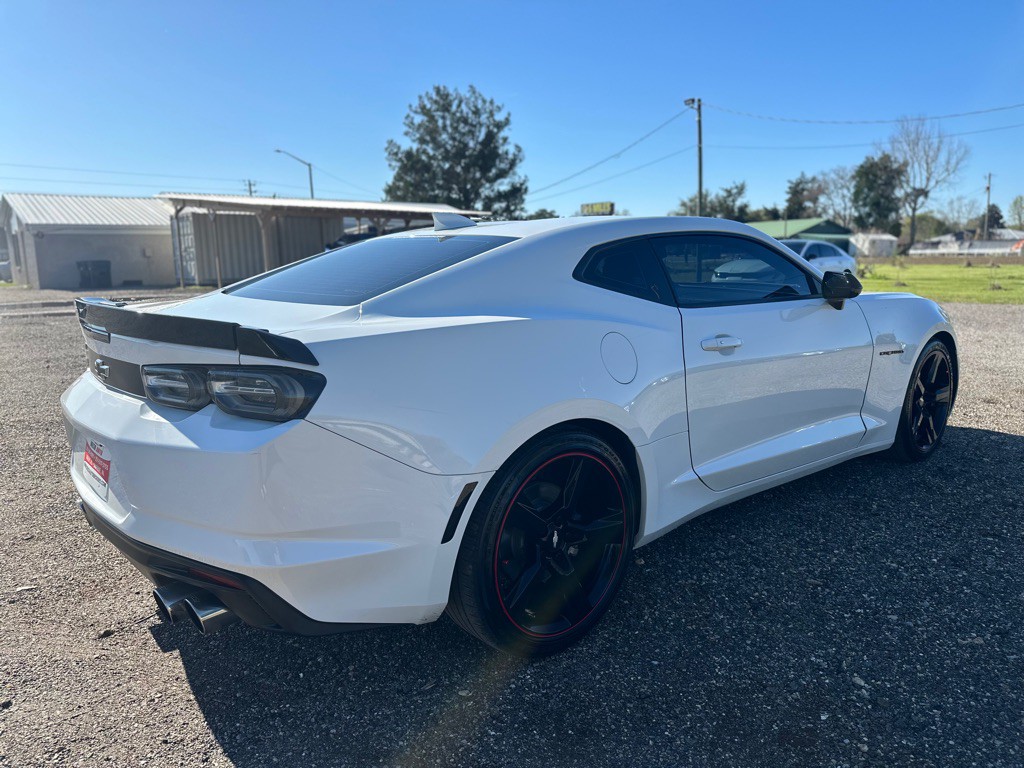 2023 Chevrolet Camaro Image 4