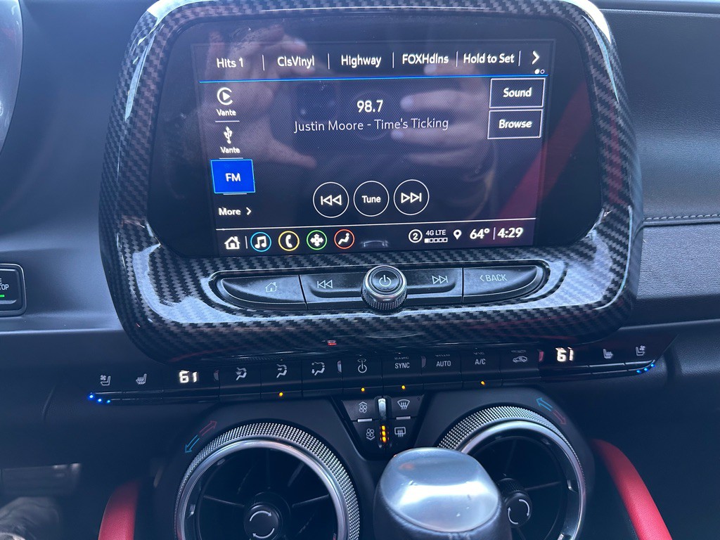 2023 Chevrolet Camaro Image 11