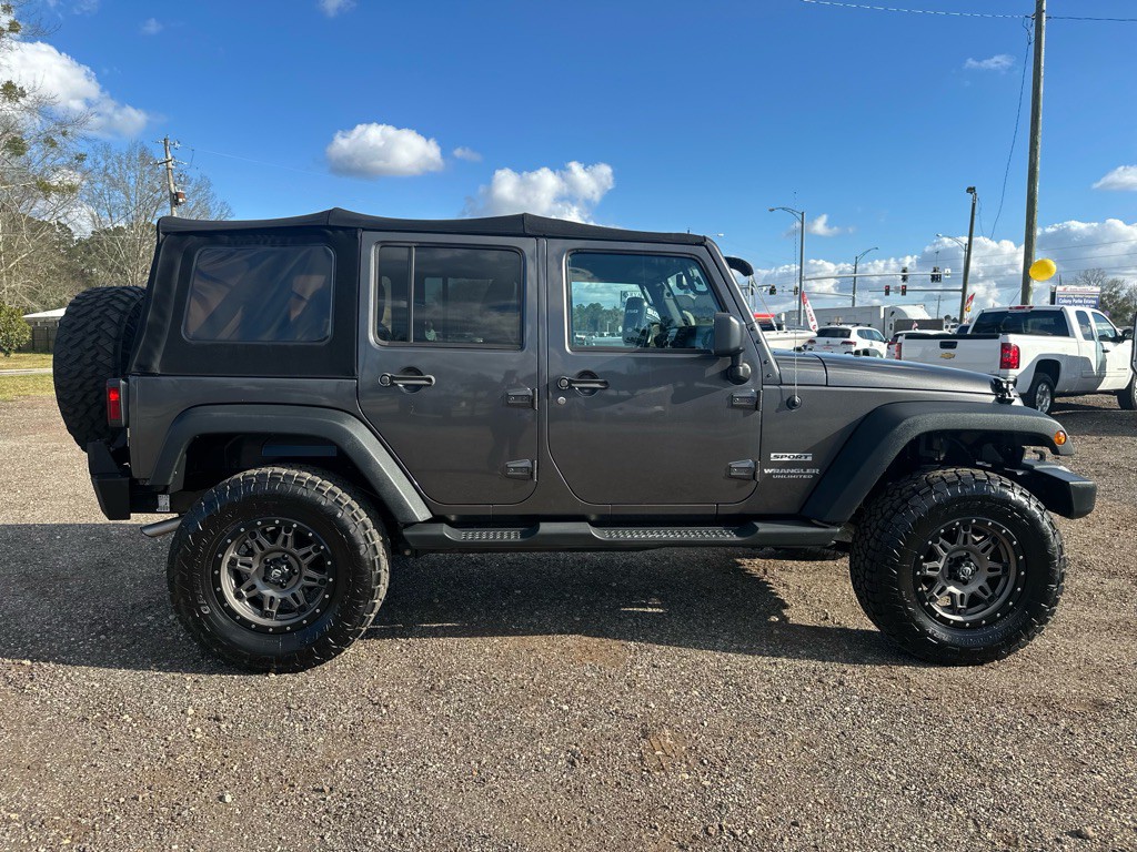 2017 Jeep Wrangler Unlimited Image 6