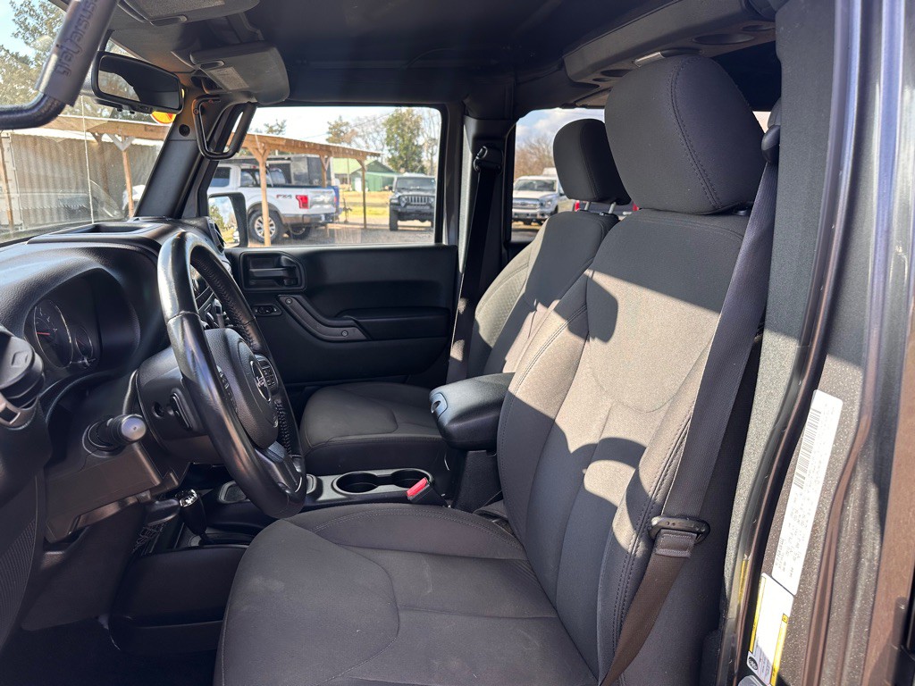 2017 Jeep Wrangler Unlimited Image 9