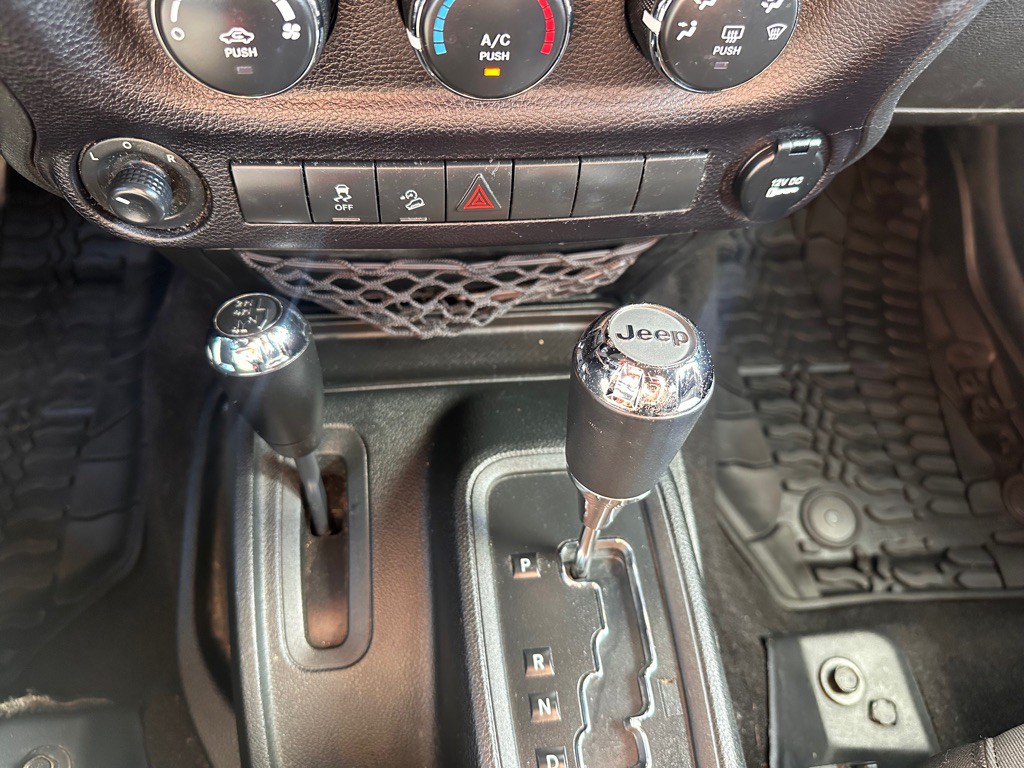 2017 Jeep Wrangler Unlimited Image 12