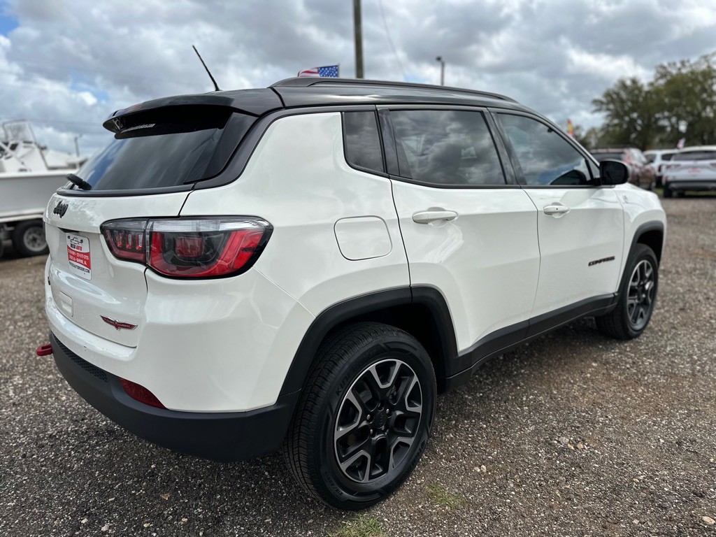 2019 Jeep Compass Image 3