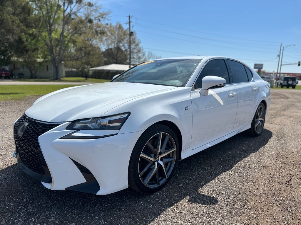 2017 Lexus GS Image 2