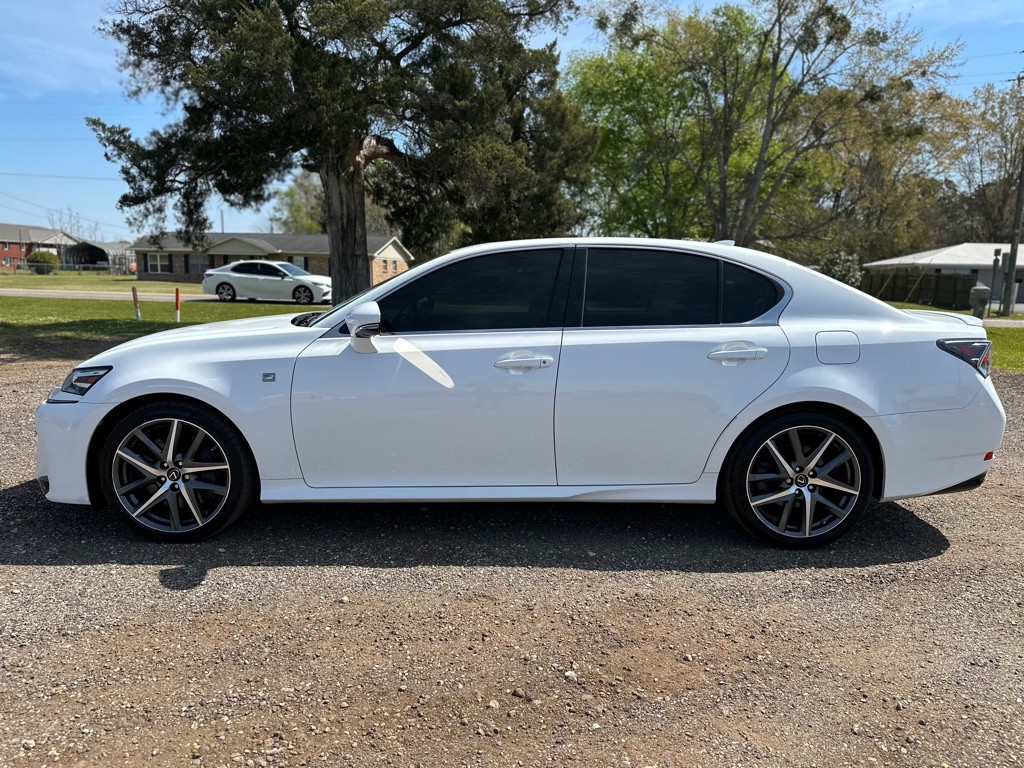 2017 Lexus GS Image 5