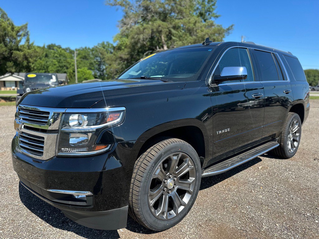 2018 Chevrolet Tahoe Image 2