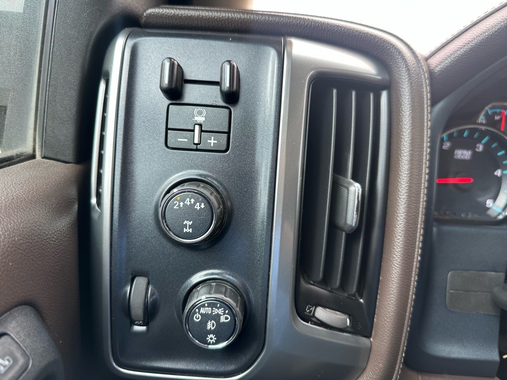 2018 Chevrolet Silverado 1500 Image 14