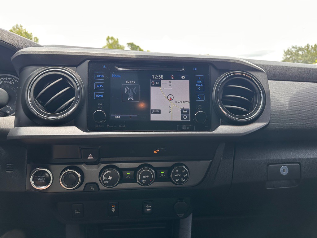 2019 Toyota Tacoma Image 11