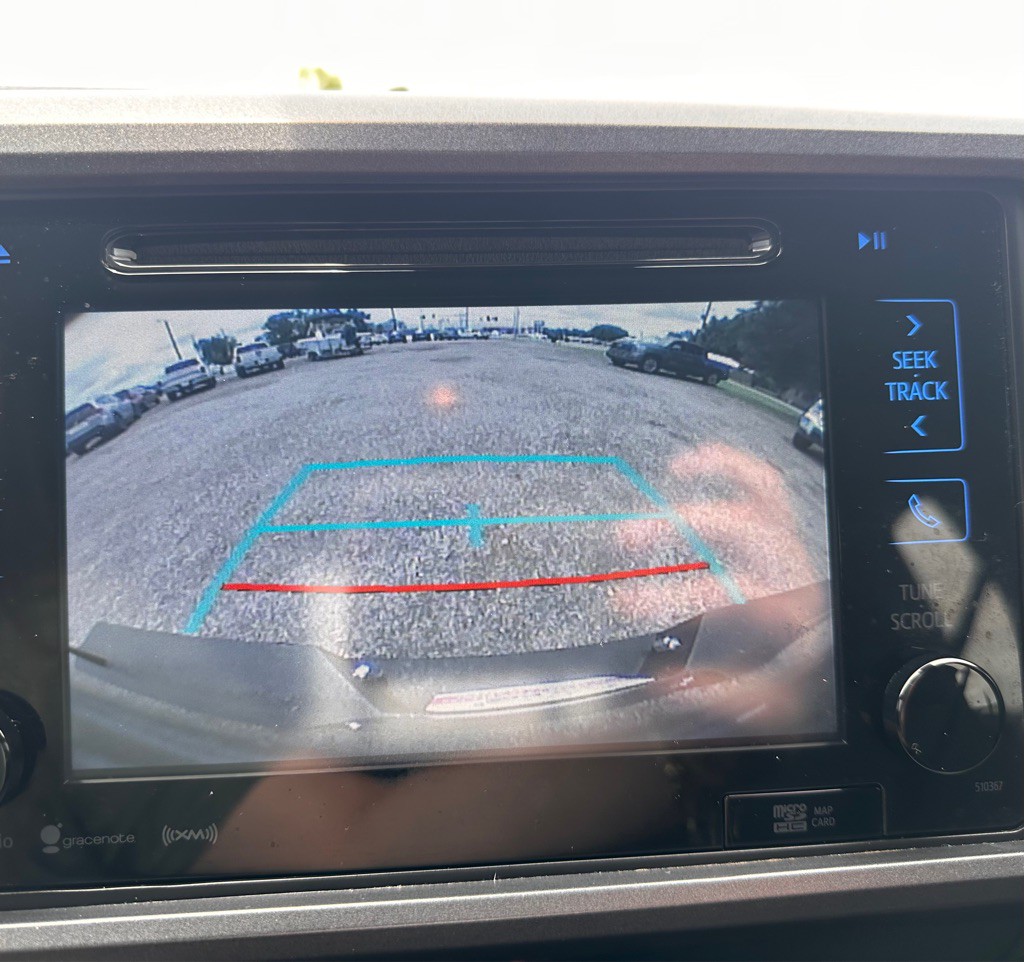 2019 Toyota Tacoma Image 12
