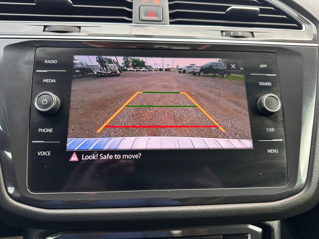 2021 Volkswagen Tiguan Image 14