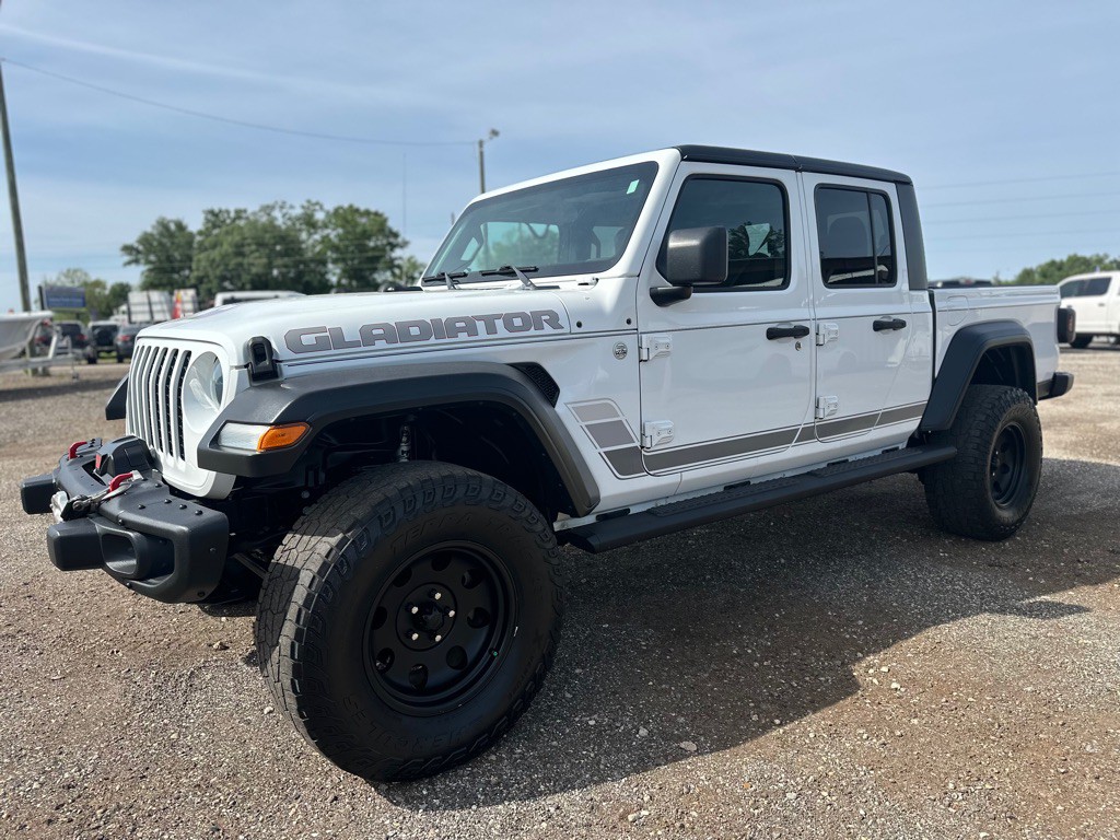 2020 Jeep Gladiator Image 2